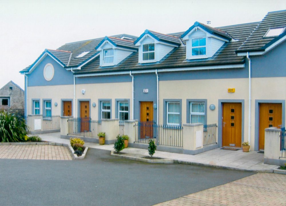 New Development of 4 no 3 Bedroom Townhouses & 1 2 bedroom apartment – Clockhill, Dundrum